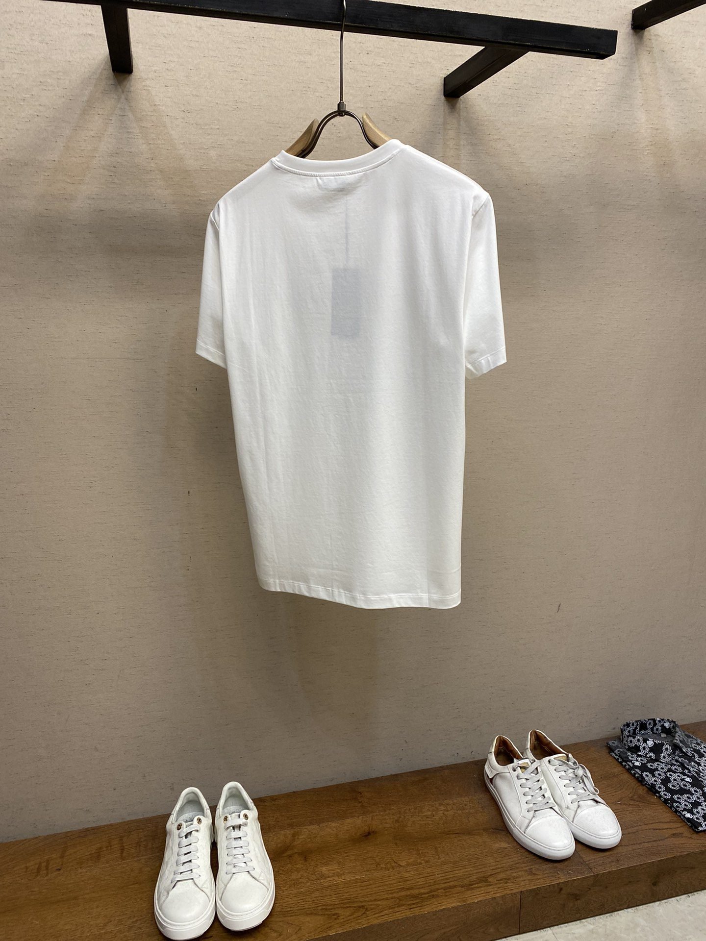 VERSACE TSHIRT - Image 3