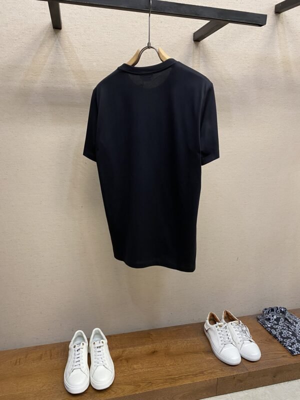 VERSACE TSHIRT - Image 4