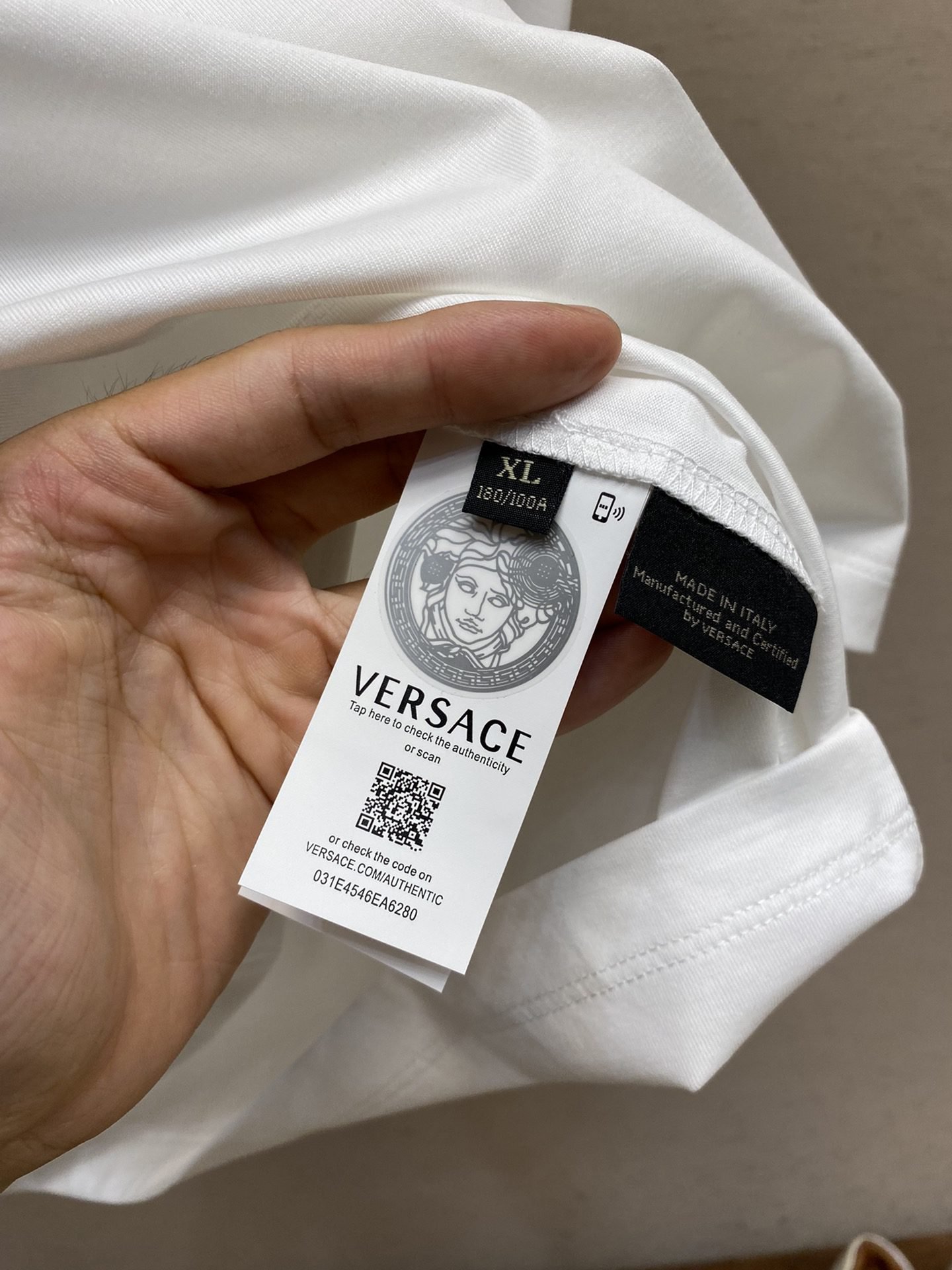 VERSACE TSHIRT - Image 5