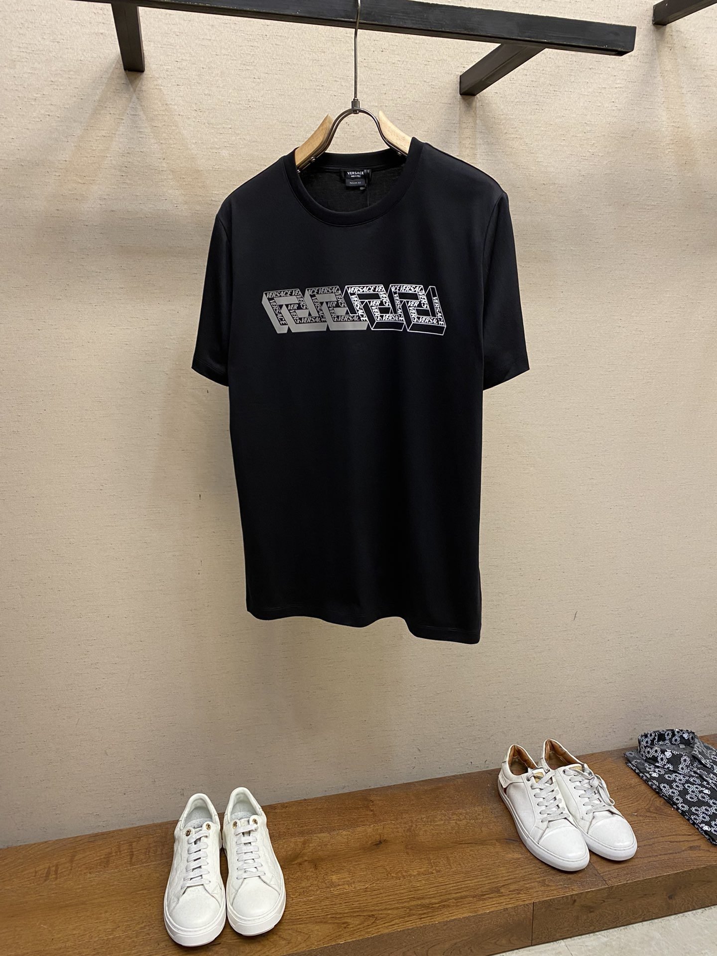 VERSACE TSHIRT - Image 2