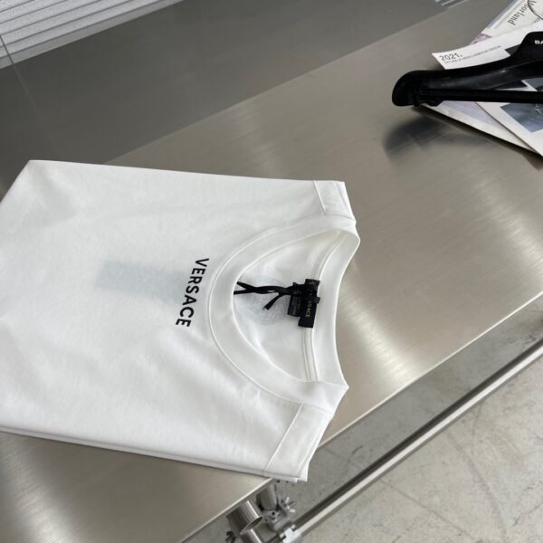 VERSACE TSHIRT - Image 4