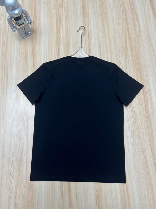 VERSACE TSHIRT - Image 4