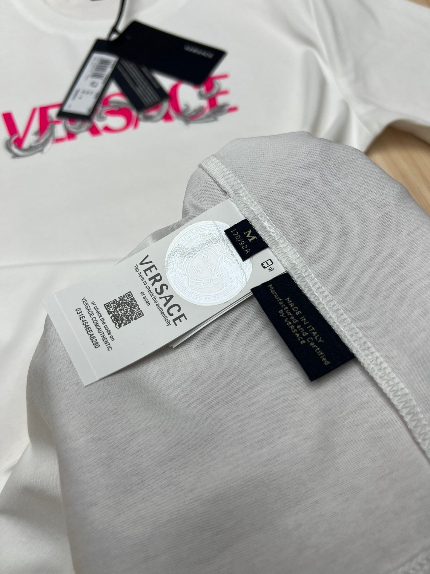 VERSACE TSHIRT - Image 7