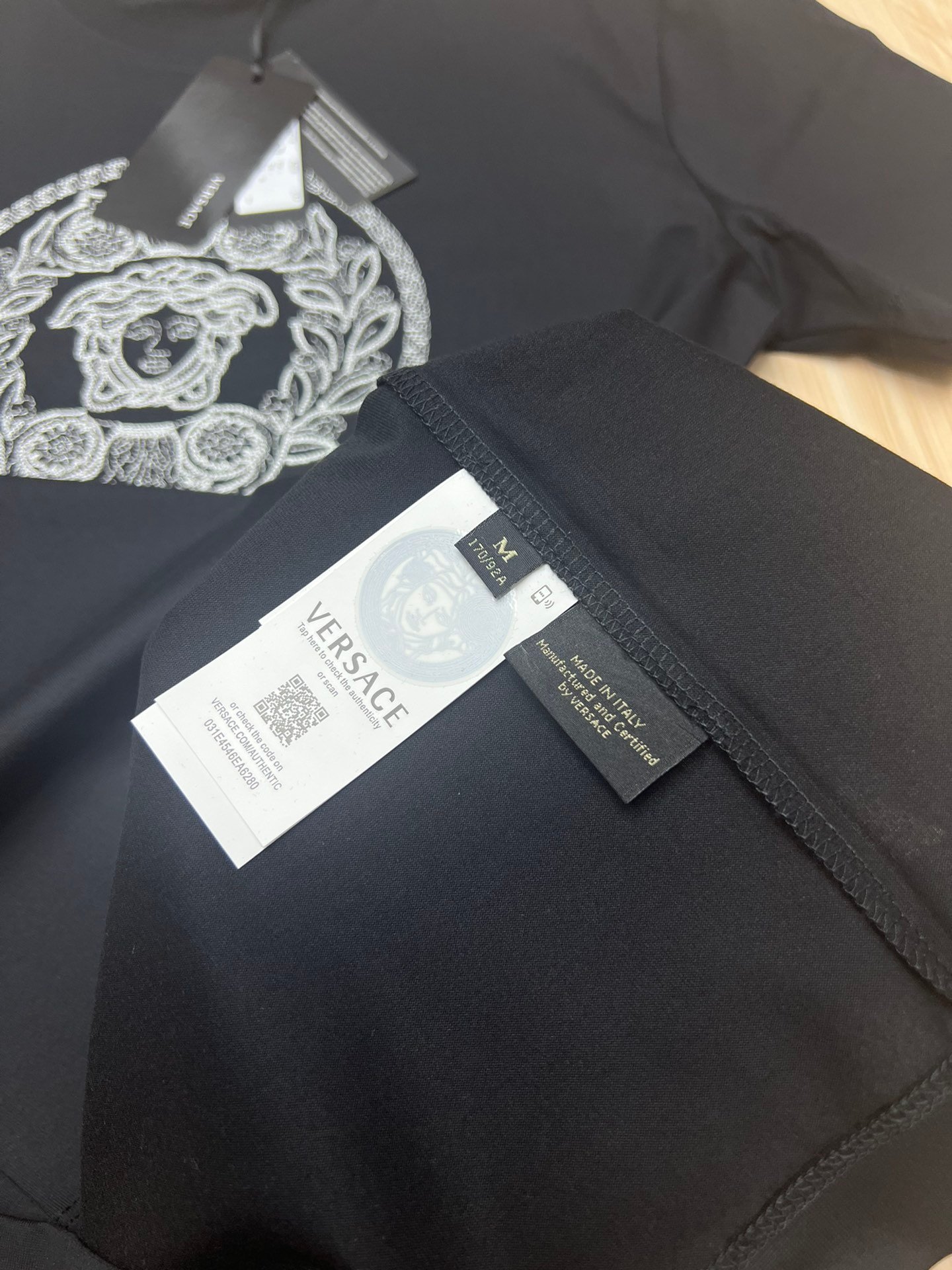 VERSACE TSHIRT - Image 7