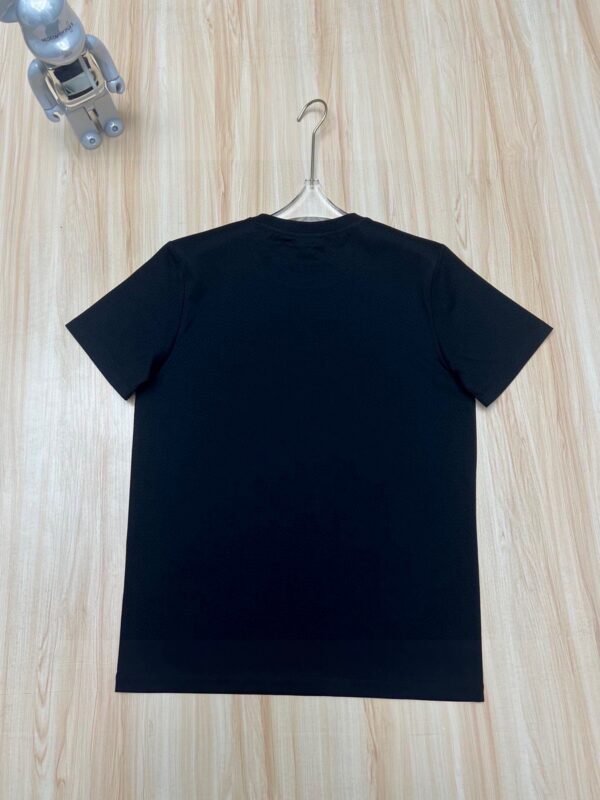 VERSACE TSHIRT - Image 4