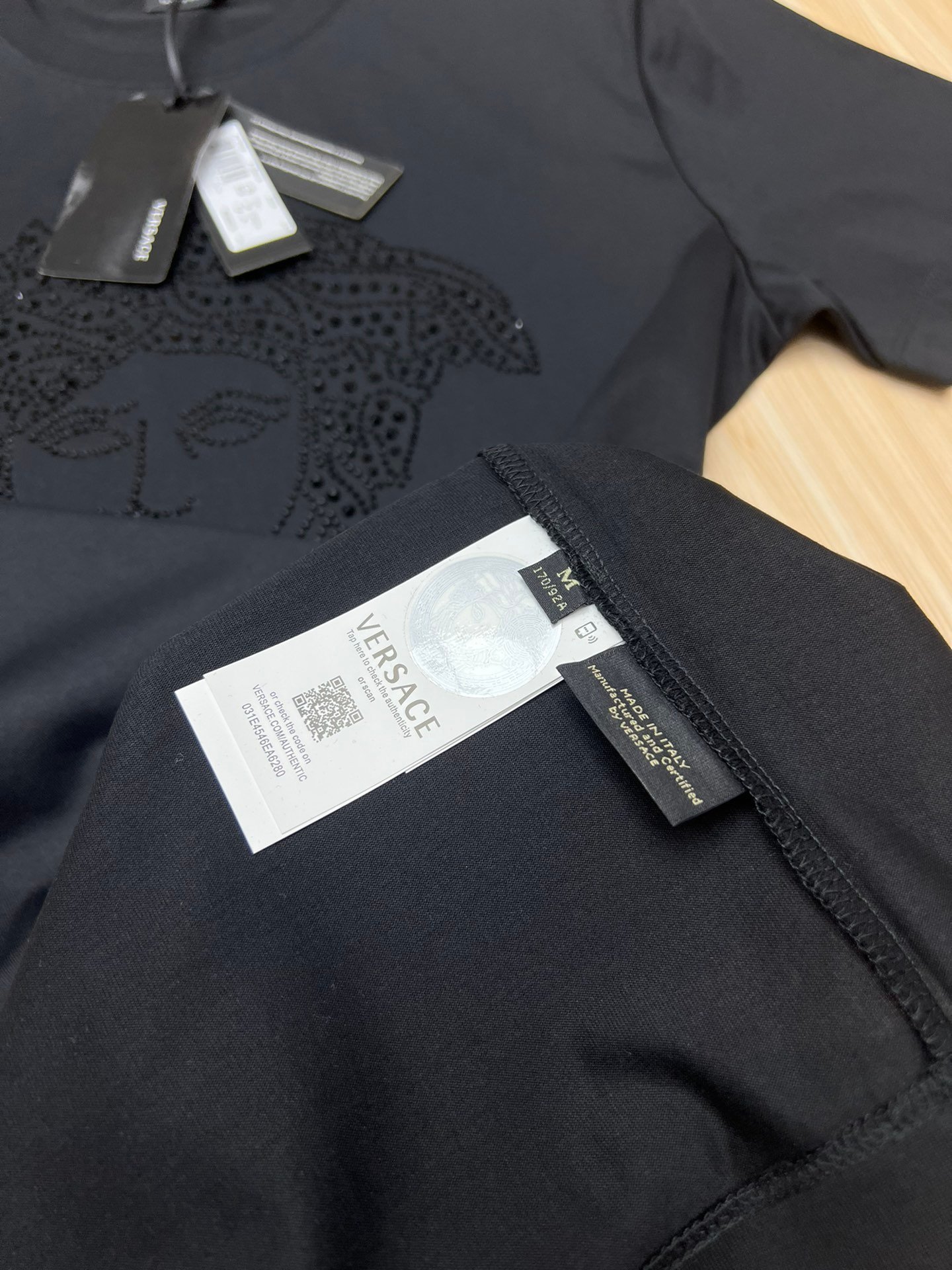 VERSACE TSHIRT - Image 7