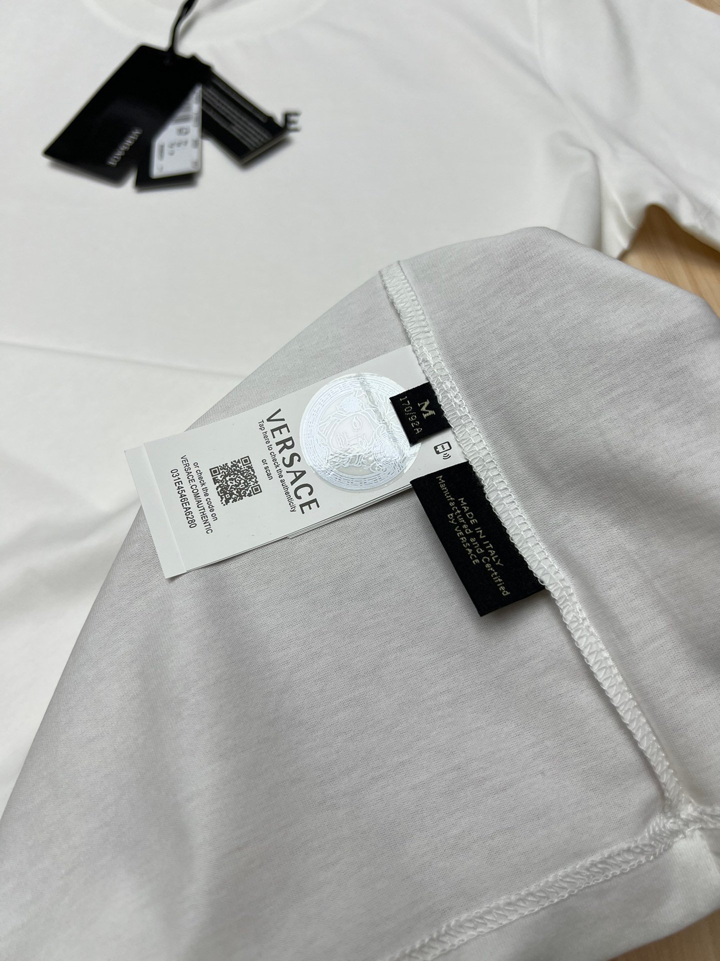 VERSACE TSHIRT - Image 7