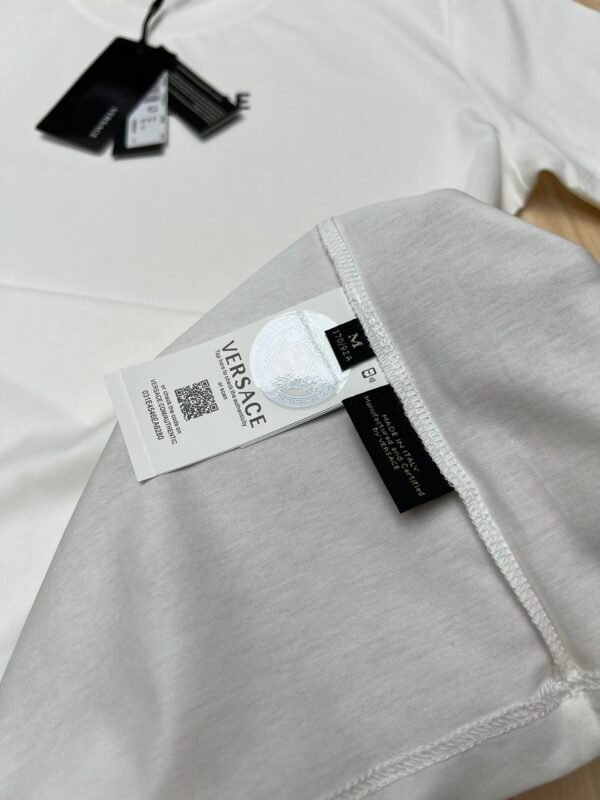 VERSACE TSHIRT - Image 8