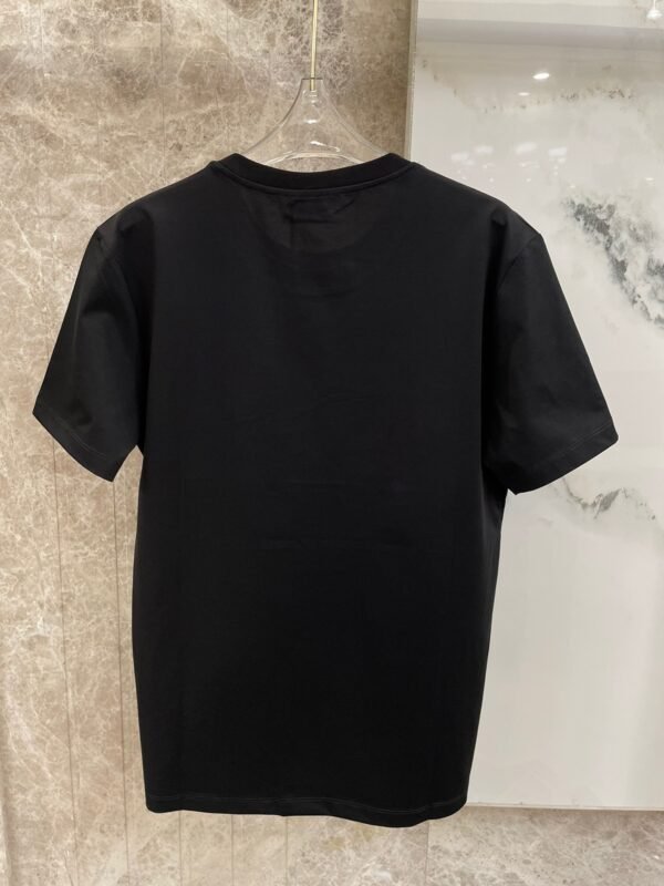 VERSACE TSHIRT - Image 4