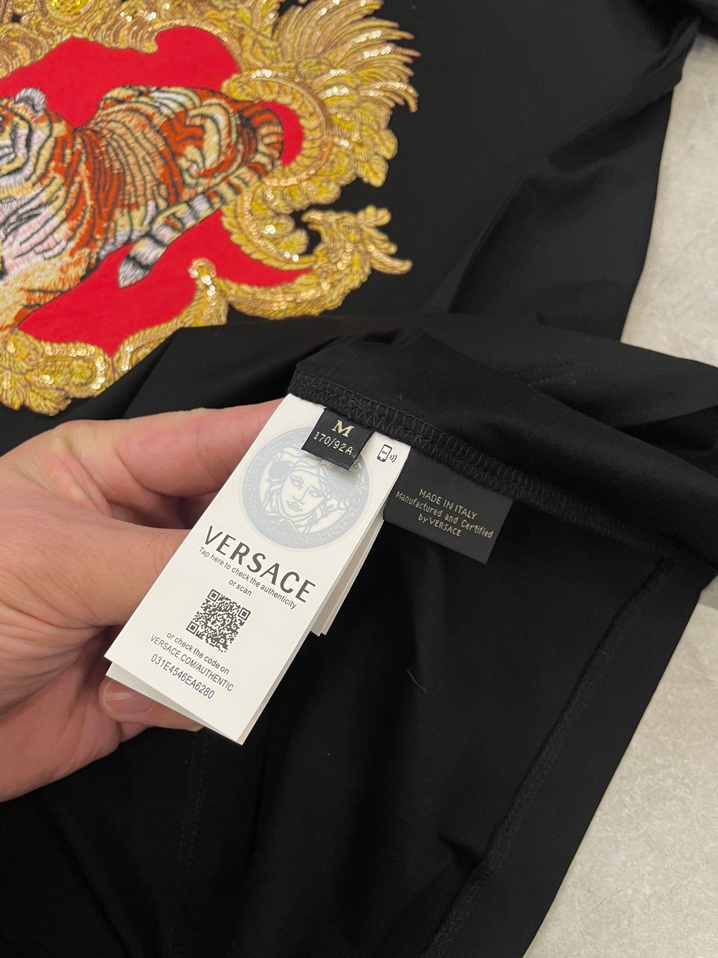 VERSACE TSHIRT - Image 7