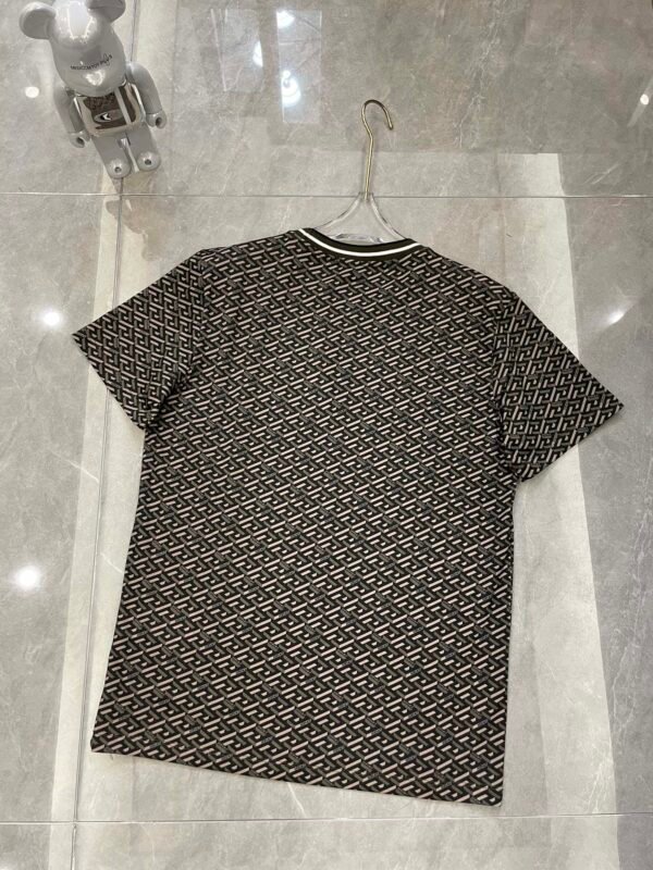 VERSACE TSHIRT - Image 4