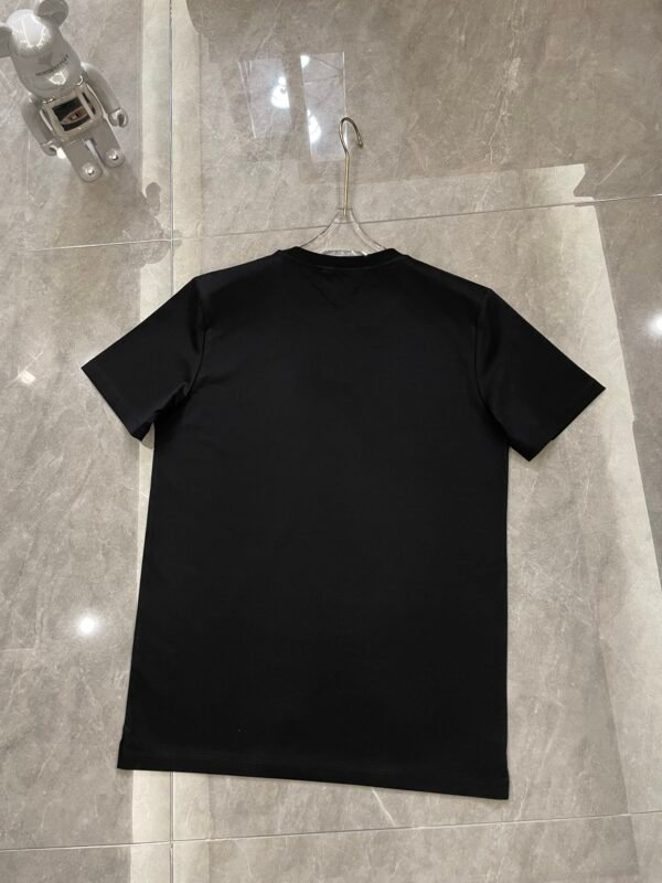 VERSACE TSHIRT - Image 4