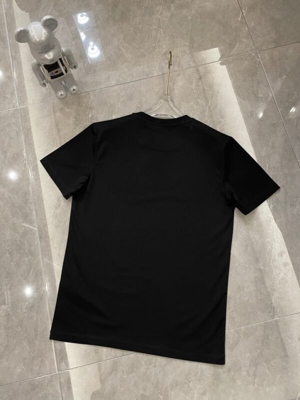 VERSACE TSHIRT - Image 4