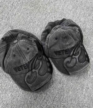 VETEMENTS CAP