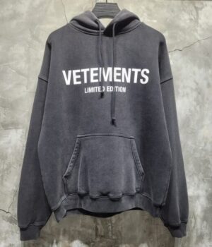 VETEMENTS HOODIE