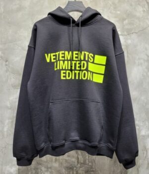 VETEMENTS HOODIE