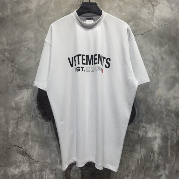 VETEMENTS TSHIRT