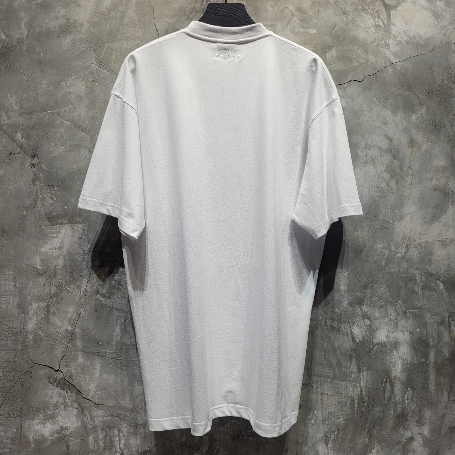 VETEMENTS TSHIRT - Image 3