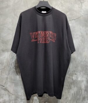 VETEMENTS TSHIRT