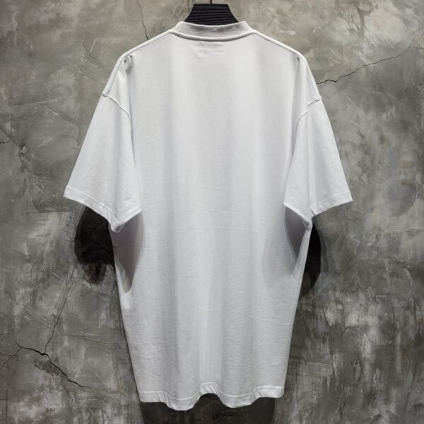 VETEMENTS TSHIRT - Image 4