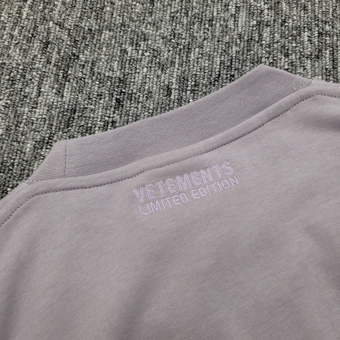 VETEMENTS TSHIRT - Image 7