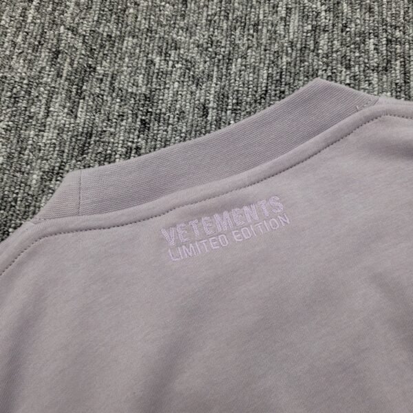 VETEMENTS TSHIRT - Image 8