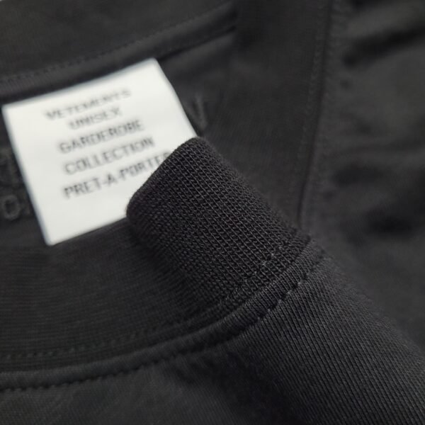 VETEMENTS TSHIRT - Image 8
