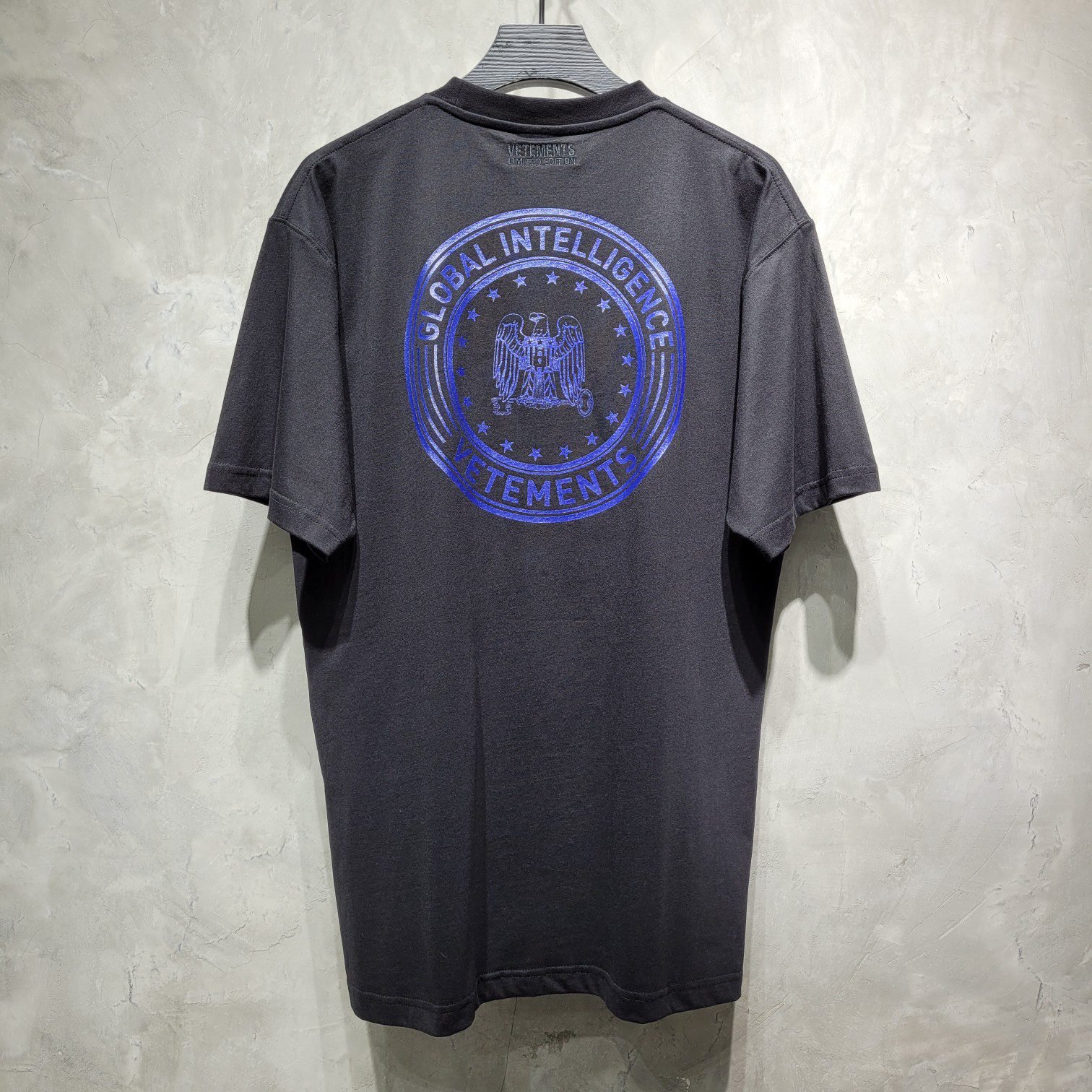 VETEMENTS TSHIRT - Image 3