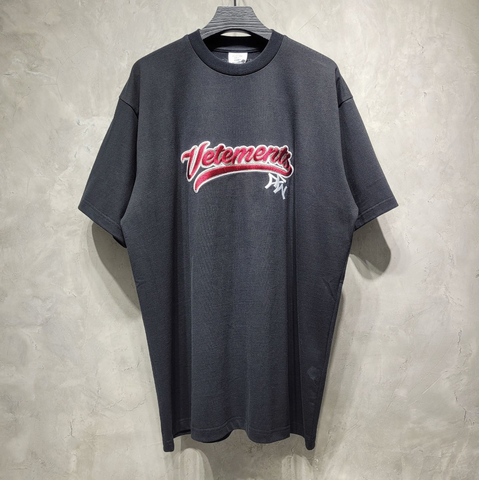 VETEMENTS TSHIRT - Image 2