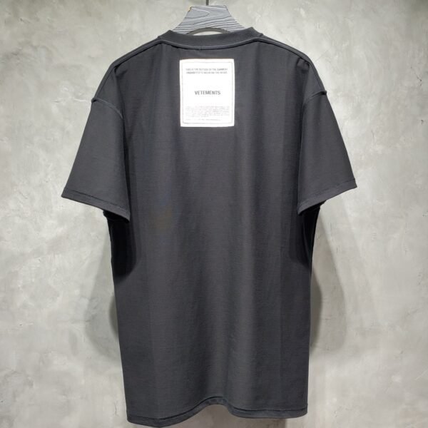 VETEMENTS TSHIRT - Image 4
