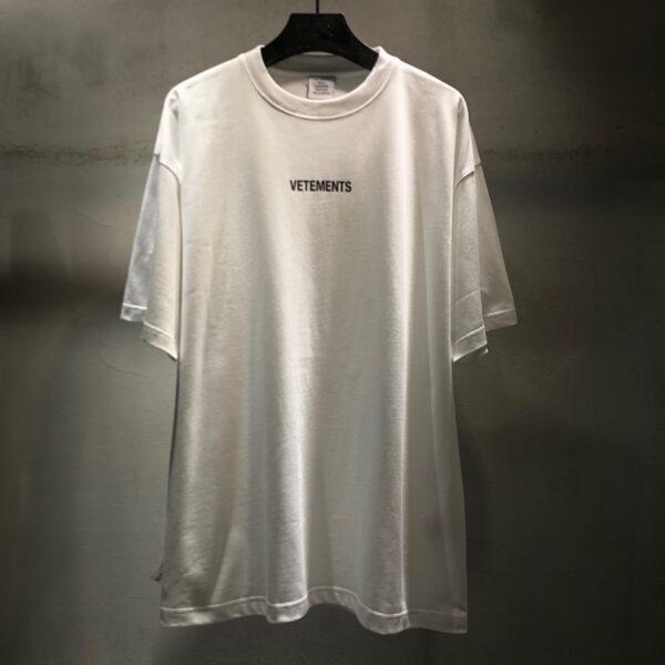 VETEMENTS TSHIRT