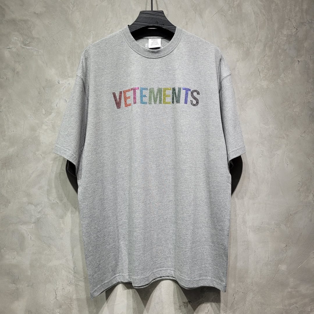 VETEMENTS TSHIRT - Image 2