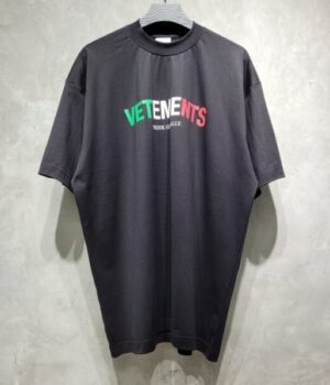 VETEMENTS TSHIRT