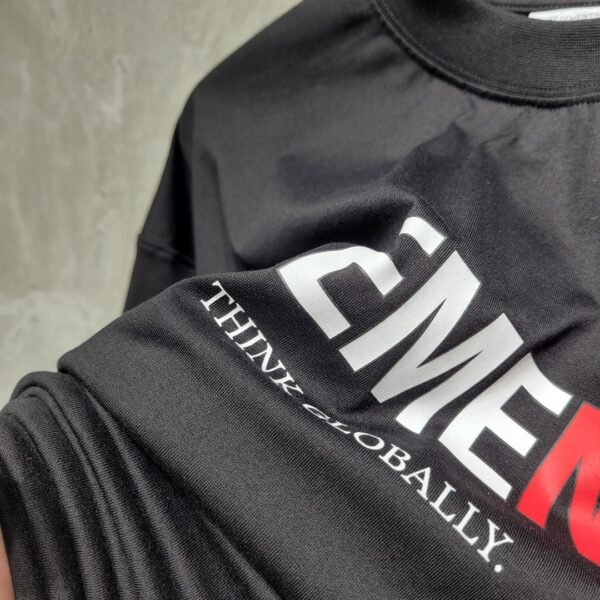 VETEMENTS TSHIRT - Image 4