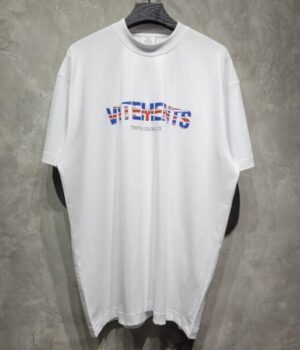 VETEMENTS TSHIRT