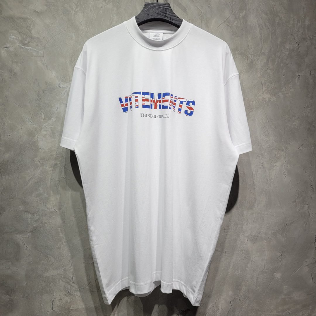 VETEMENTS TSHIRT - Image 2