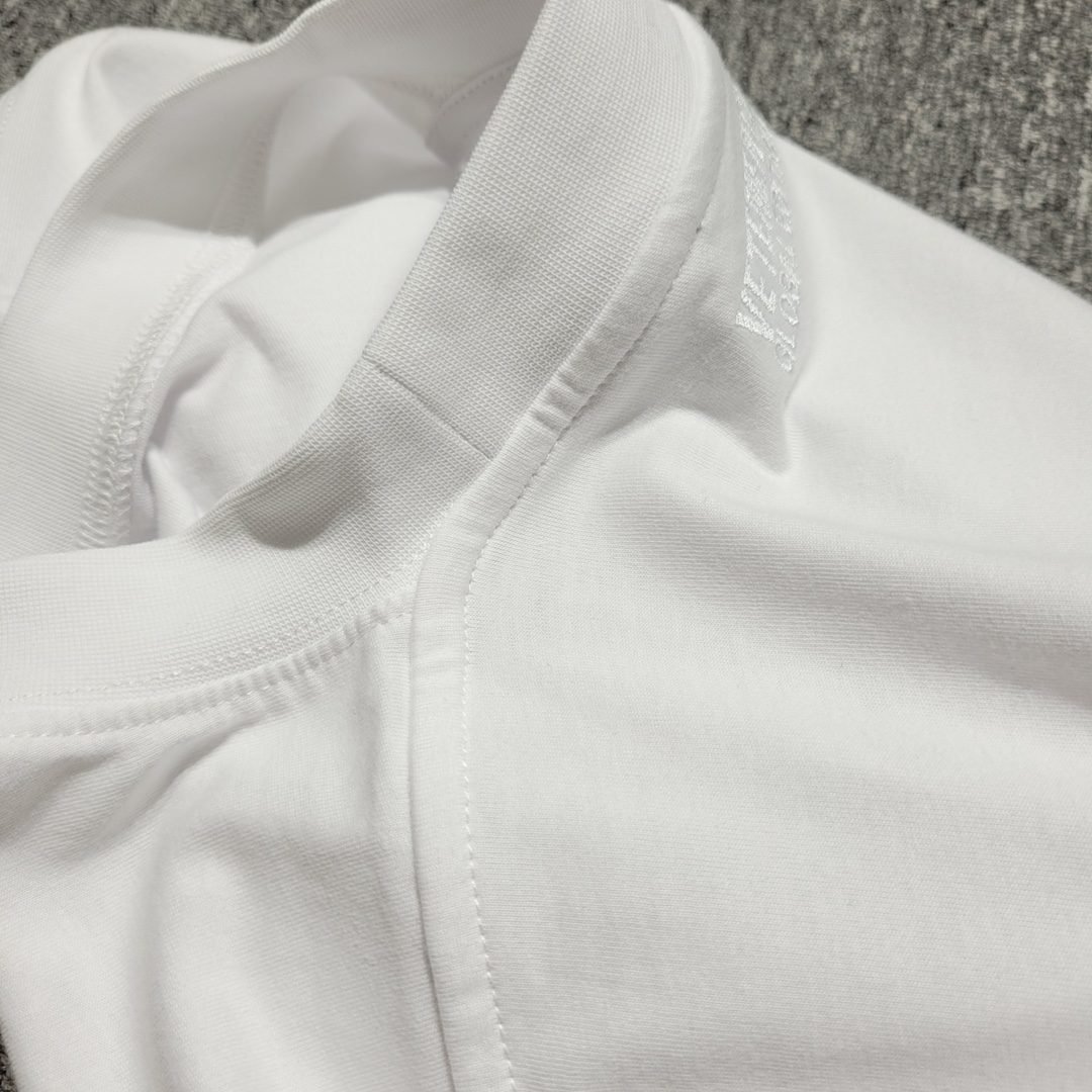 VETEMENTS TSHIRT - Image 7