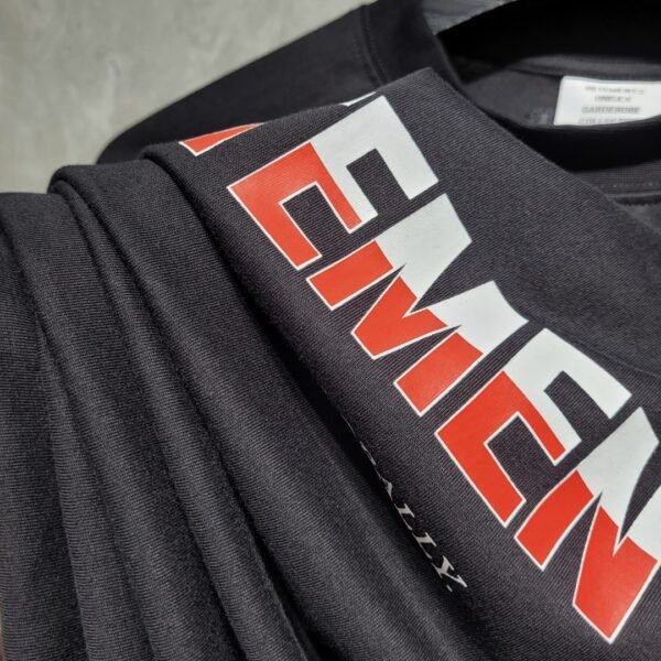 VETEMENTS TSHIRT - Image 4
