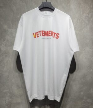 VETEMENTS TSHIRT