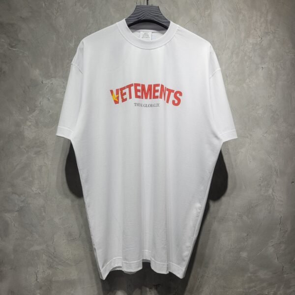 VETEMENTS TSHIRT