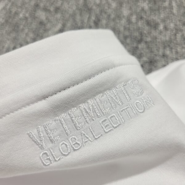 VETEMENTS TSHIRT - Image 6