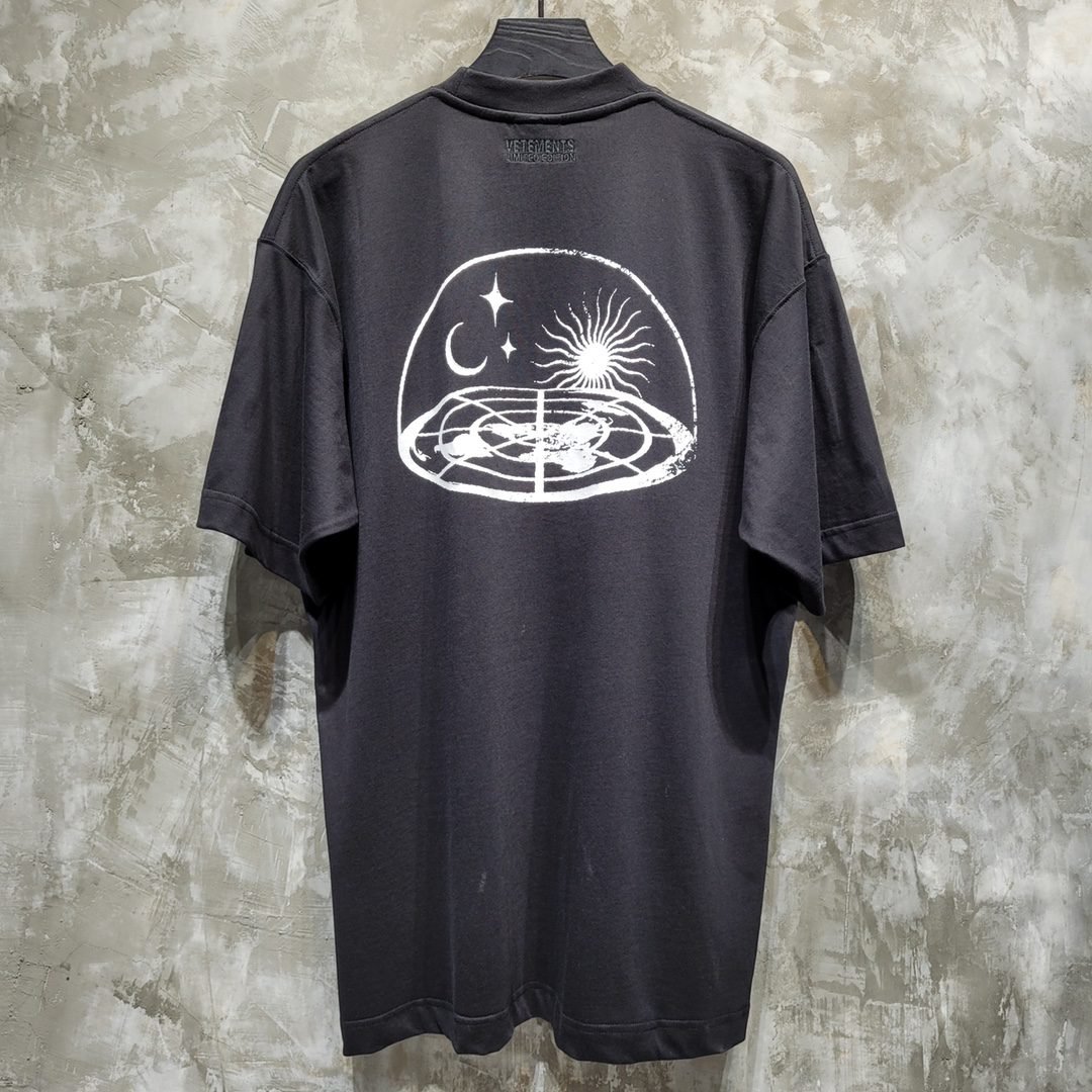 VETEMENTS TSHIRT - Image 3