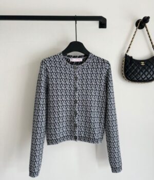 VLTN TOPS