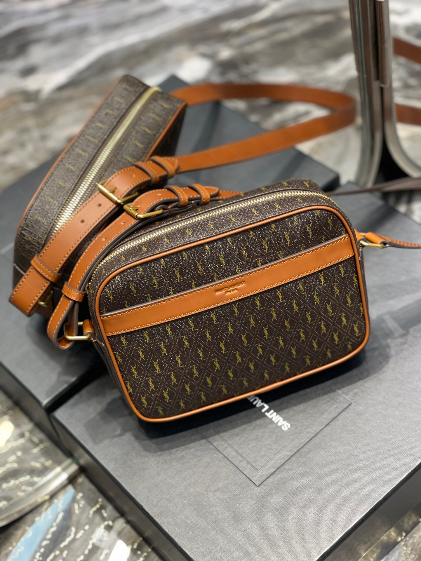 YSL BAG - Image 3